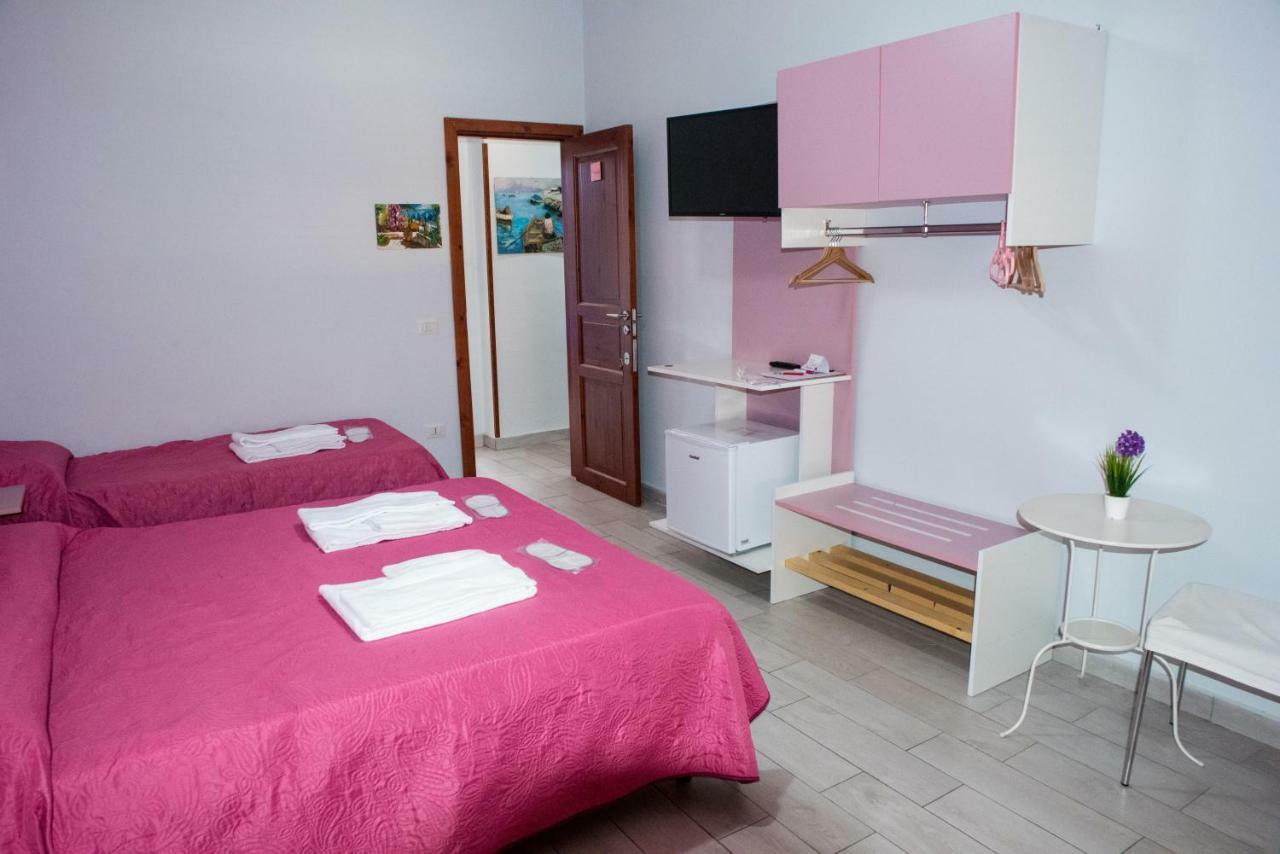 B&B Le Isole Napoli Exterior foto